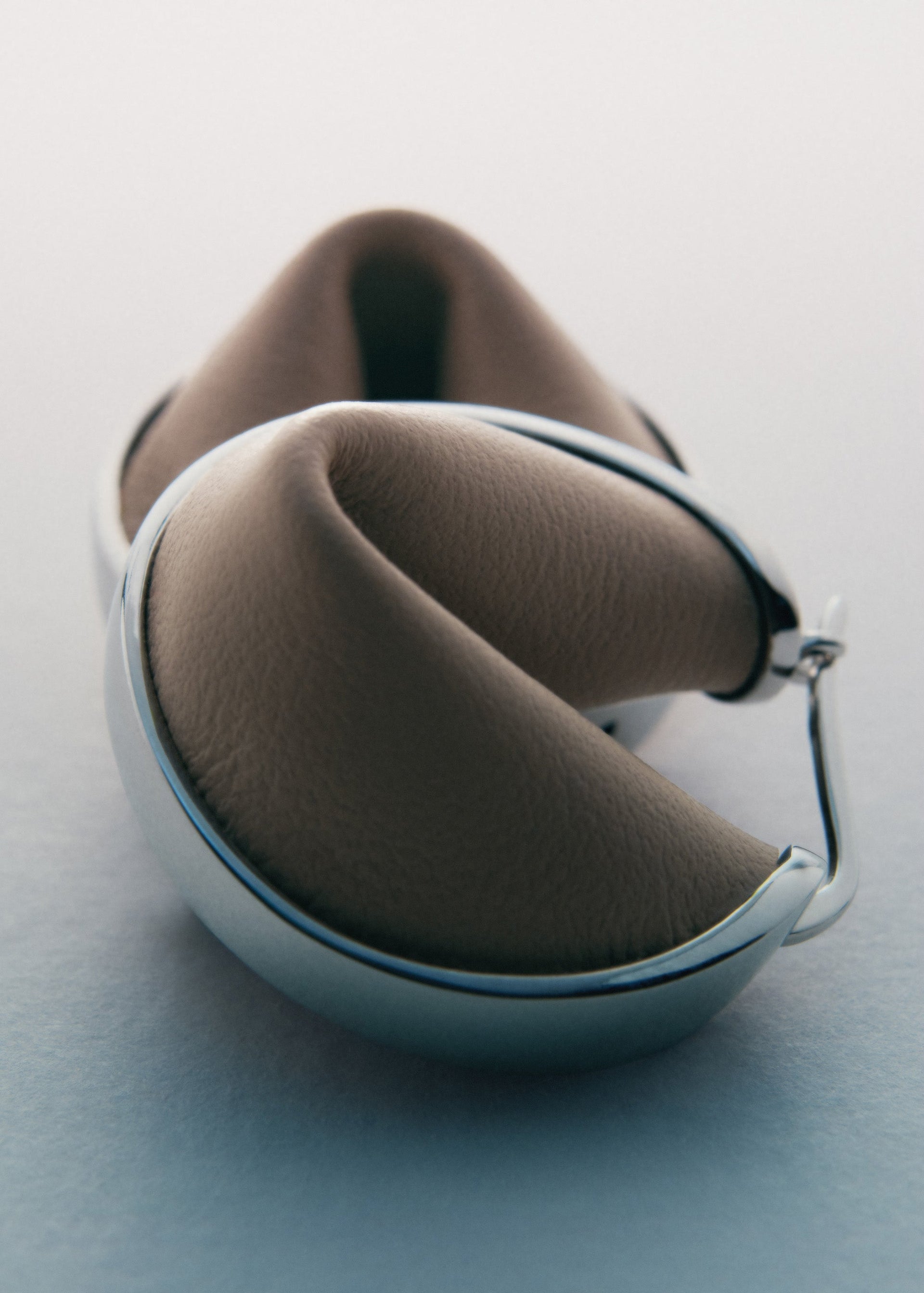 Orecchini creoli Ormé - argentata cuoio talpa