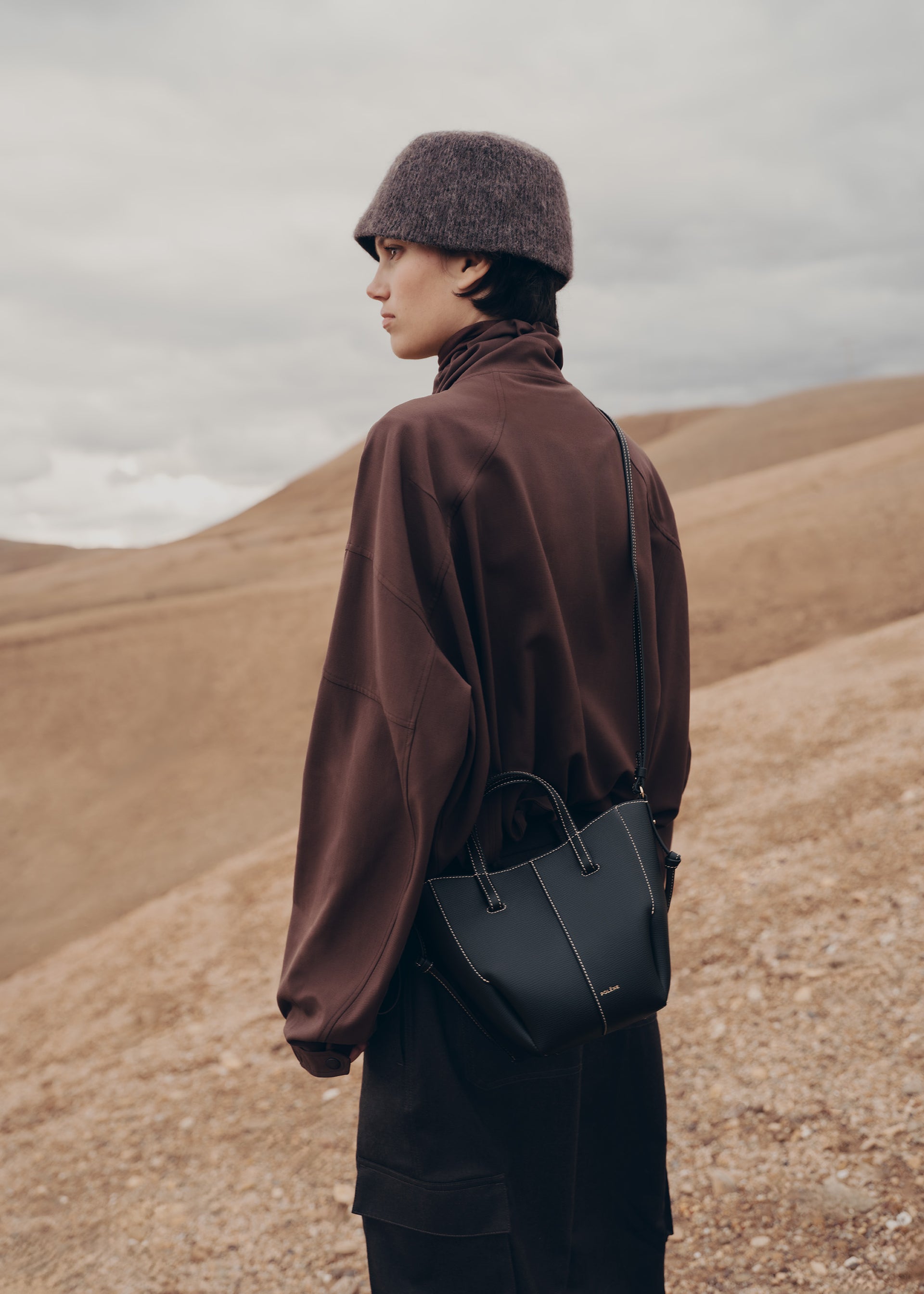 Cyme Tote Nano - Nero Granulata Cuciture Écru