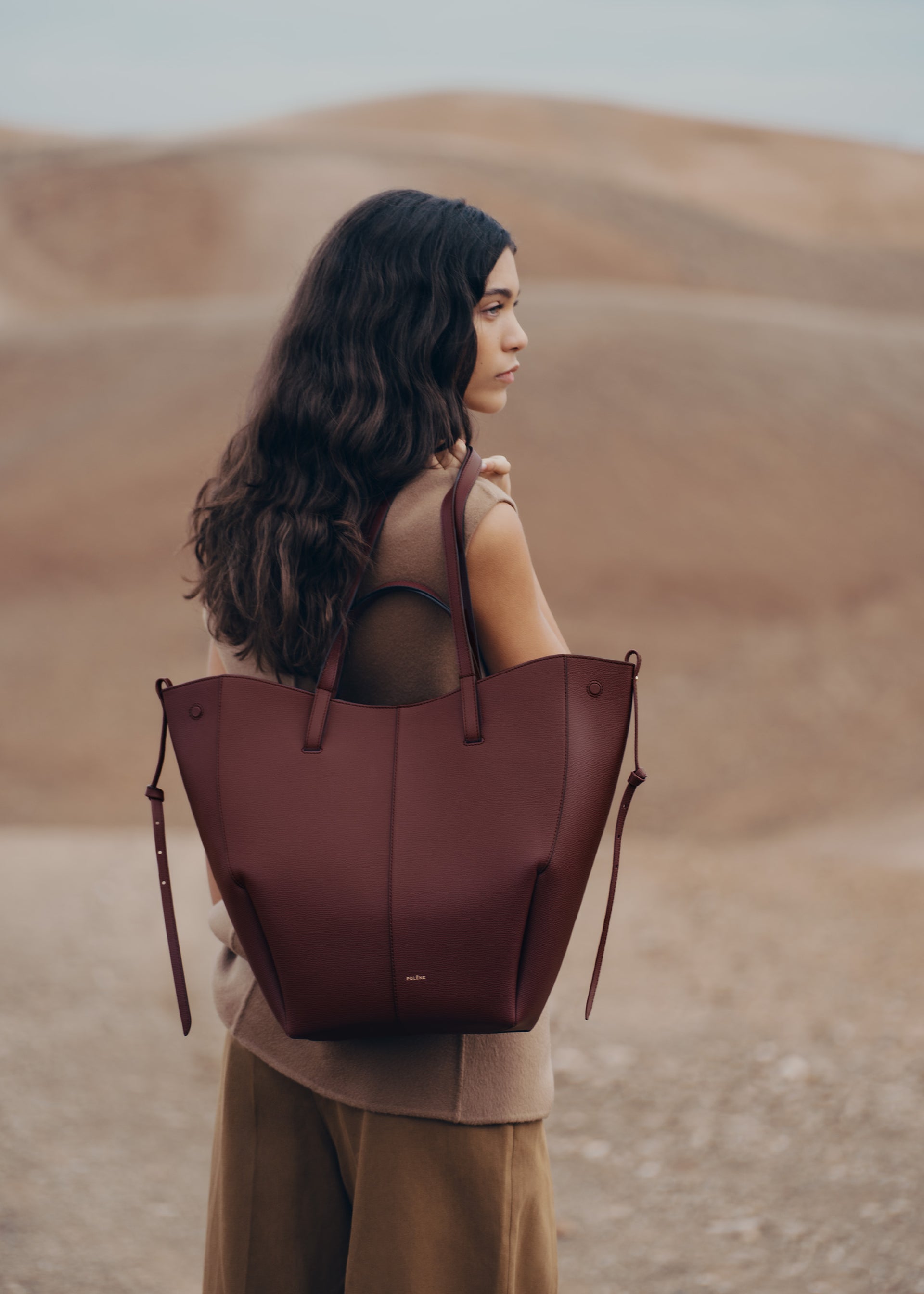 Cyme Tote - Ciliegia Nera Granulata