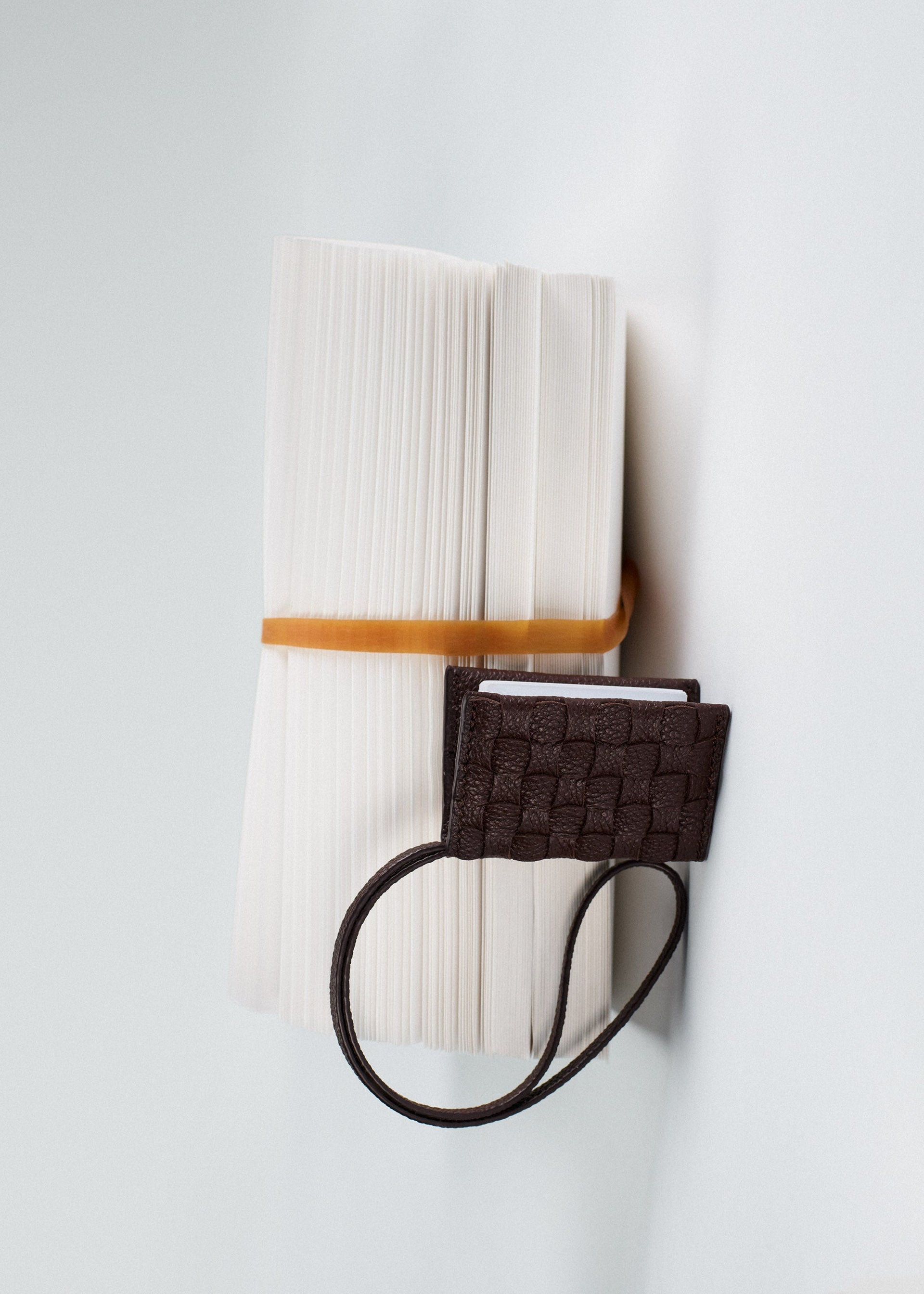 Charm Lo Scrittore - Ebano