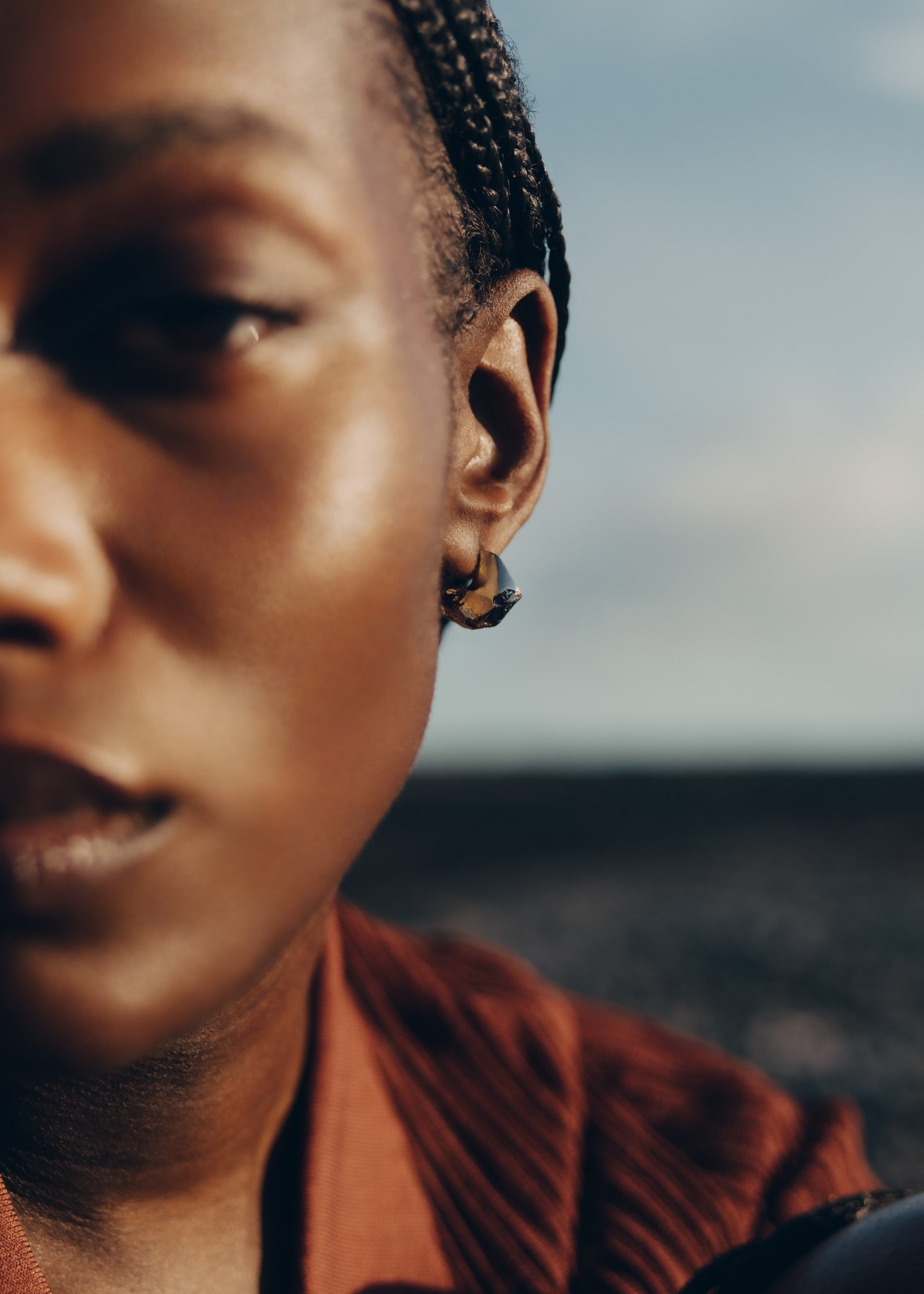 Orecchini a lobo Eroz - Duo de paladio chapado en oro de 24 quilates​