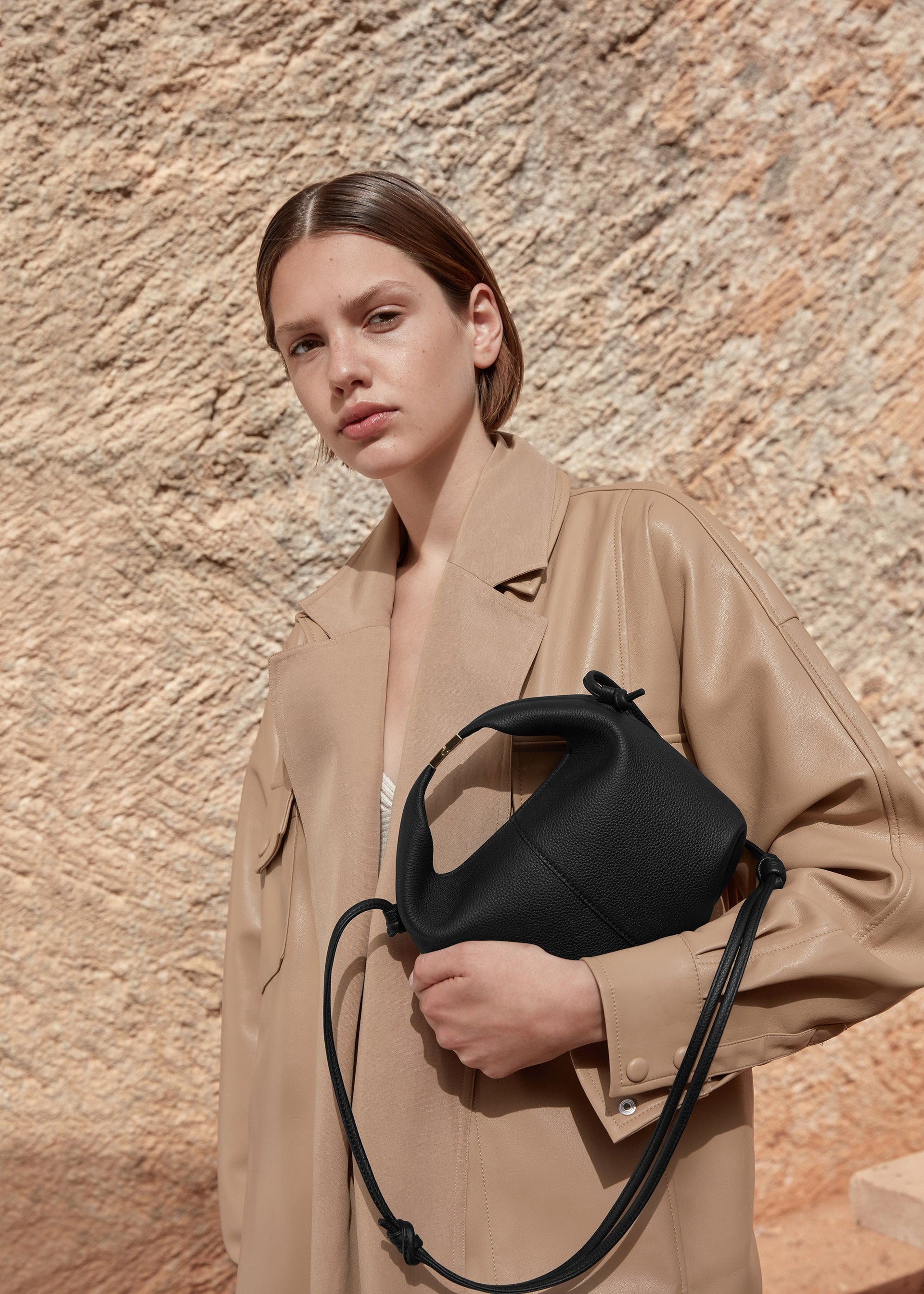 Béri - Nero Granulata