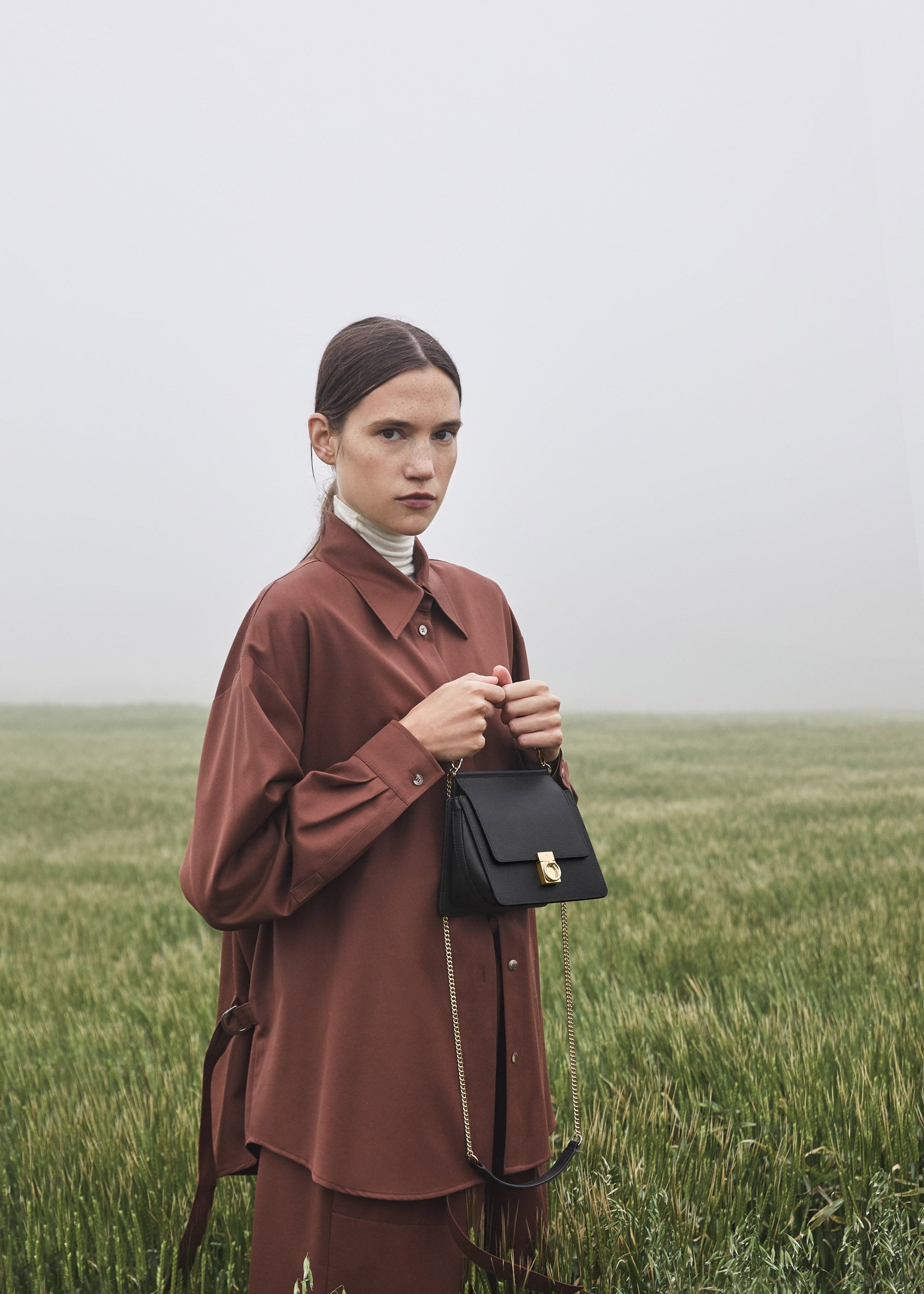 Numéro Sept Mini - Nero Granulata