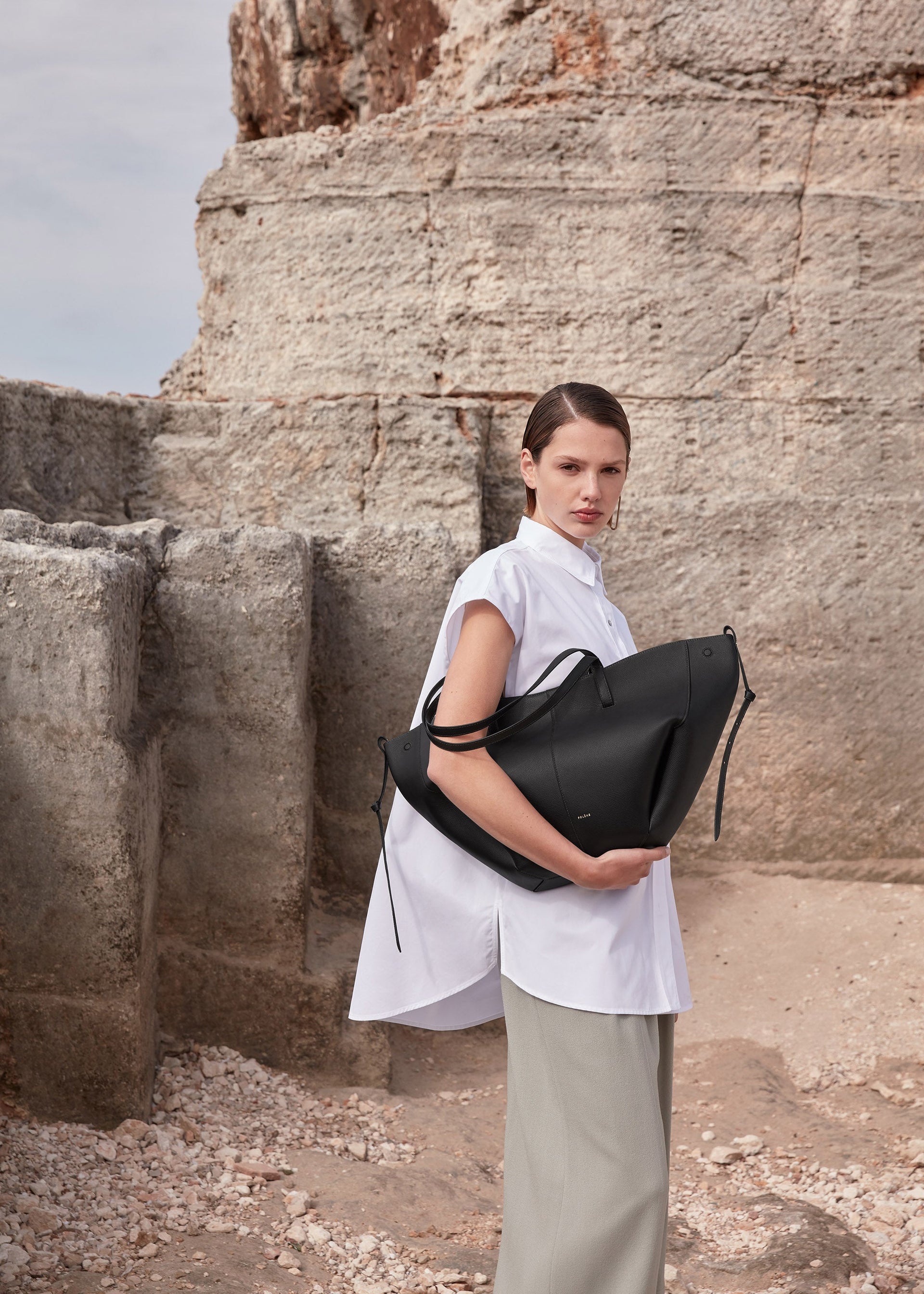 Cyme - Nero Granulata