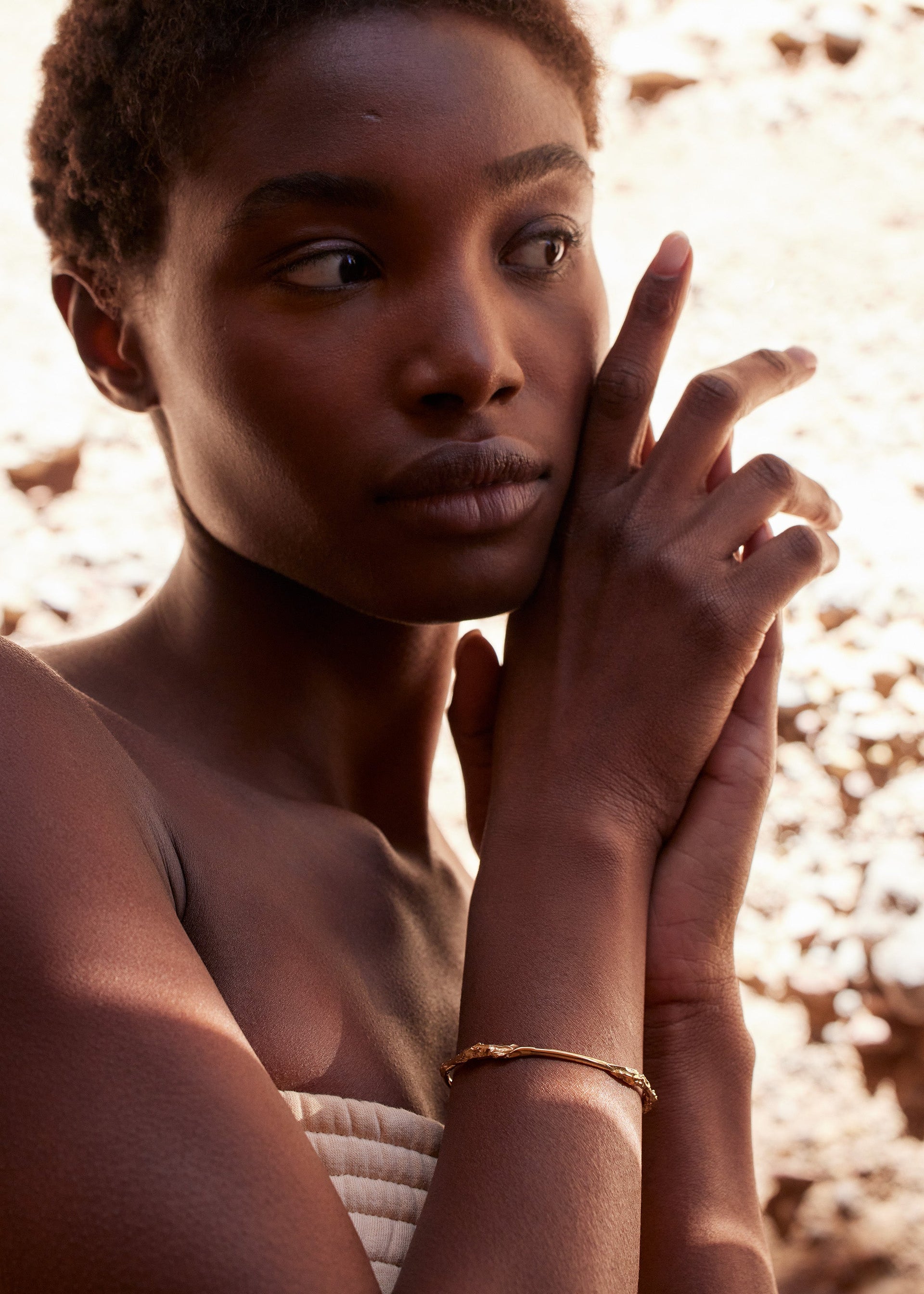 Bracciale a cerchio Eroz - placcata oro 24 carati